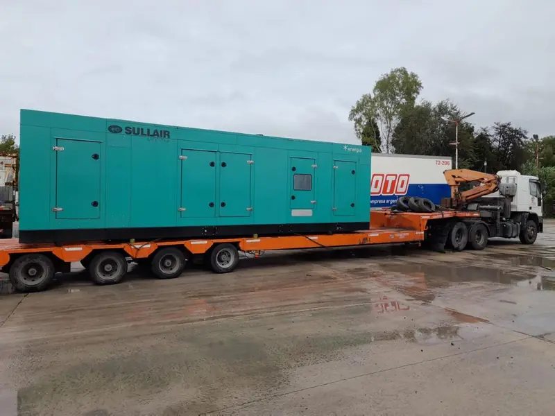 Carretón con máquina vial 5